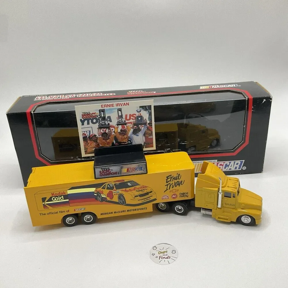 1991 Racing Champions Ernie Irvan Kodak Gold NASCAR 1:64 Transporter w/Card
